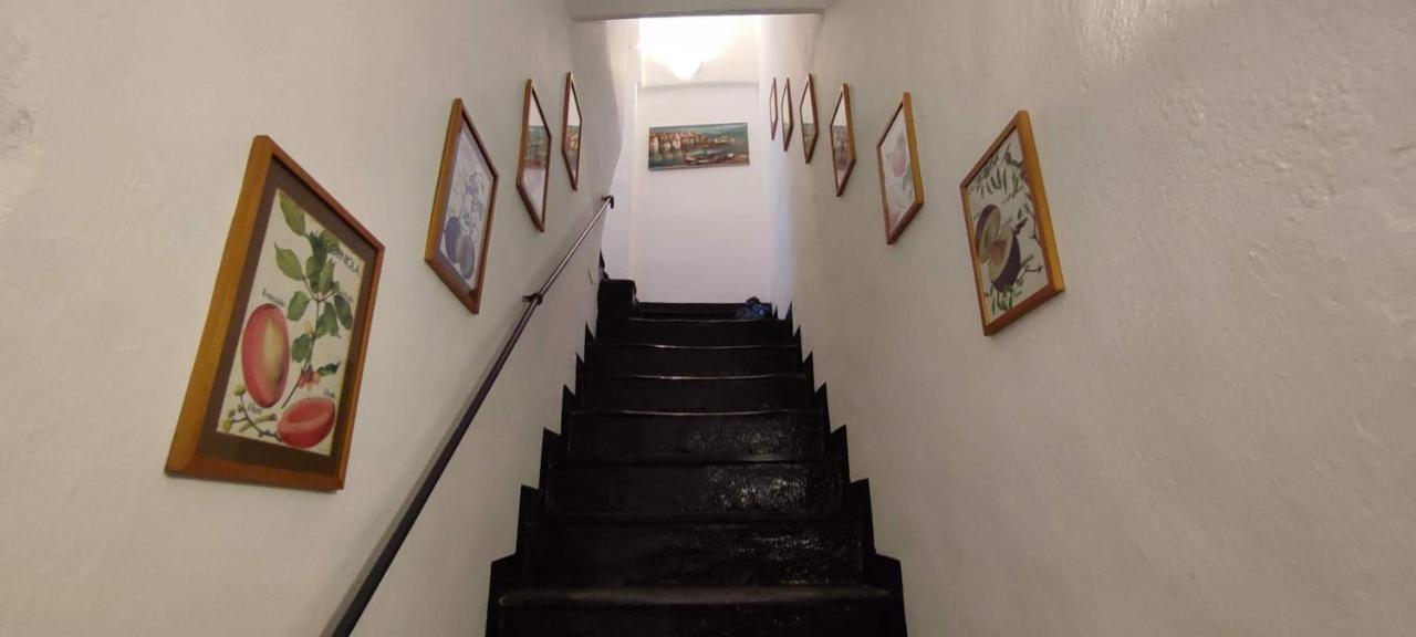 Ideale Per Escursionisti, A Pochi Minuti Dal Mare E Dalle Falesie- Casa Celeste Cisano sul Neva エクステリア 写真